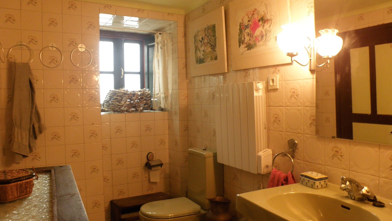 Photo of Bathroom in Cudillero