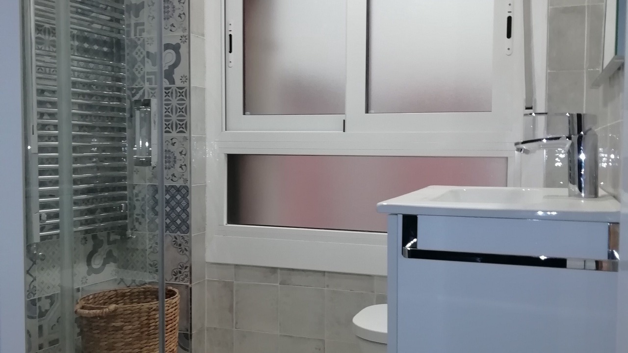 Photo of Bathroom in Logrono Historic Centre