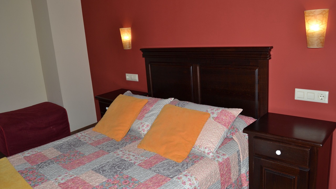 Photo of Bedroom in Bueres
