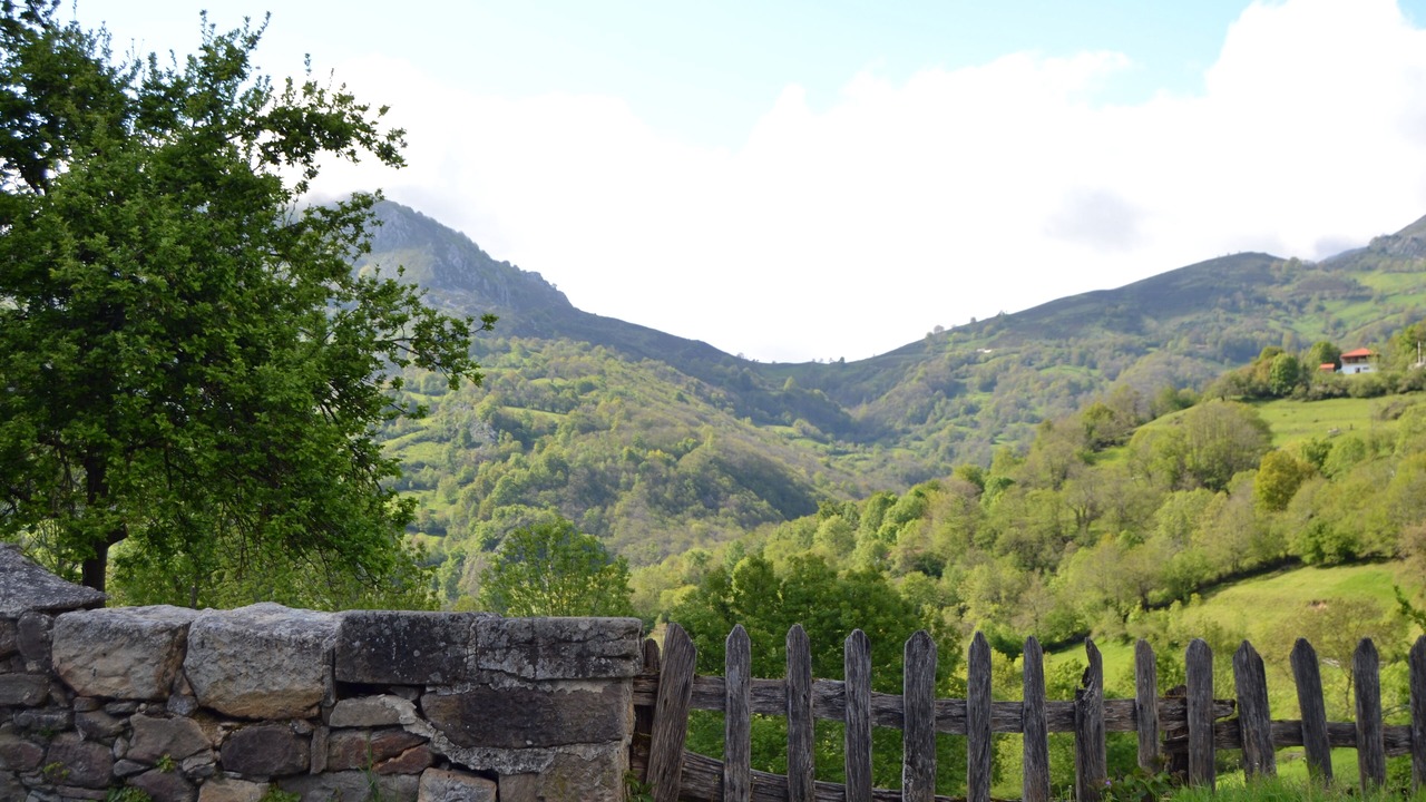 Photo of Others in Bueres