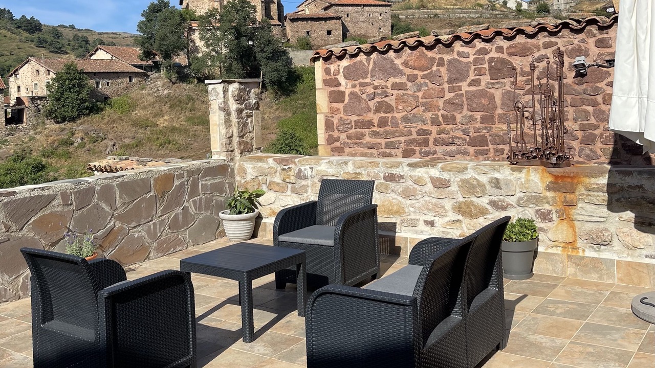 Photo of Patio Balcony in Montenegro de Cameros