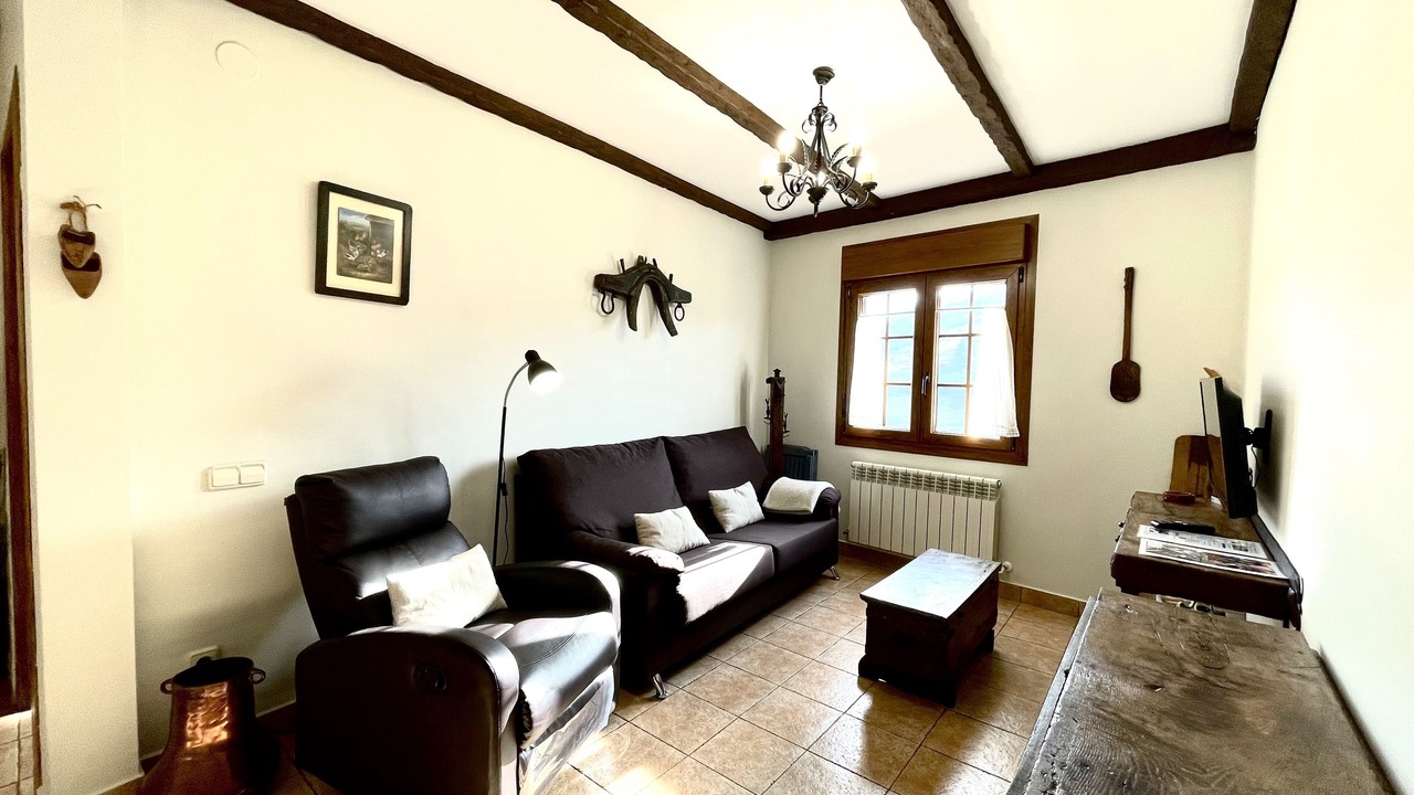 Photo of Livingroom in Montenegro de Cameros