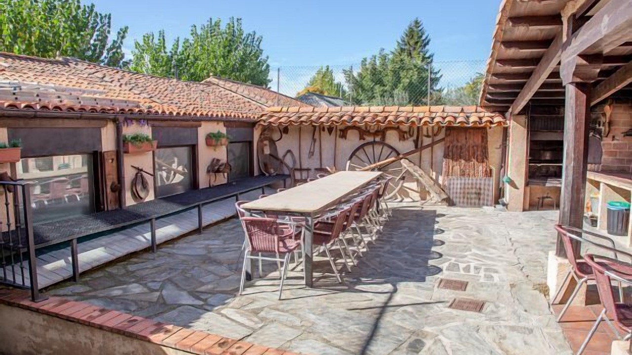Photo of Outdoor in Santiago Millas