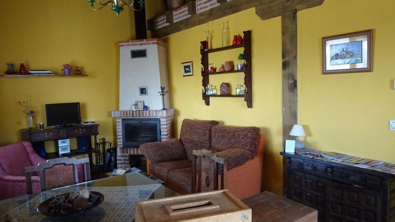 Photo of Livingroom in Losana de Piron