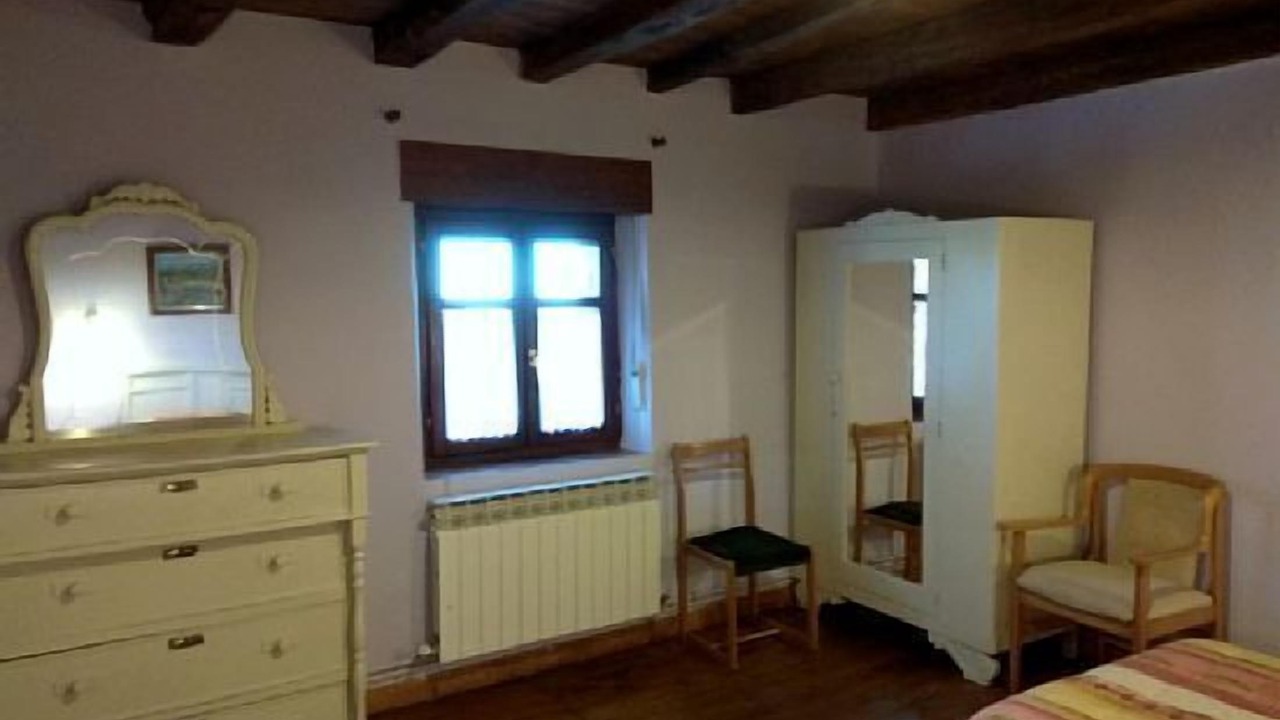 Photo of Bedroom in Villaluenga de la Vega