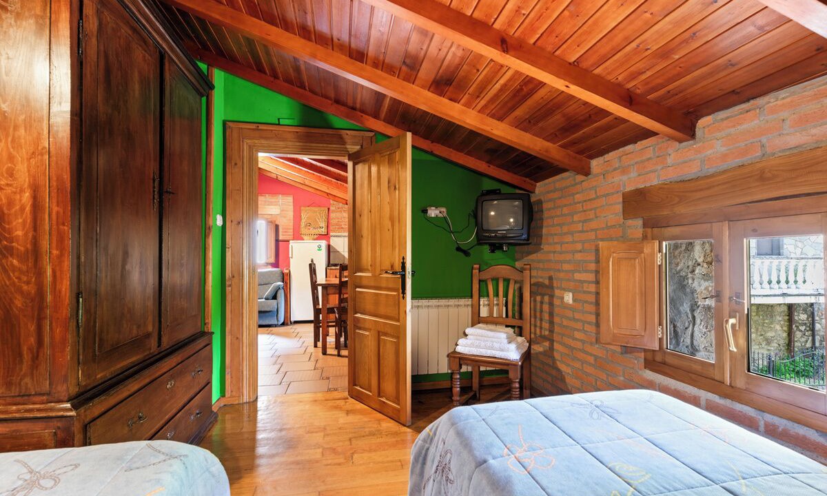 Photo of Bedroom in Caunedo