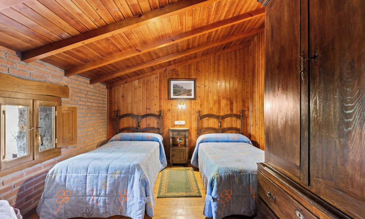 Photo of Bedroom in Caunedo