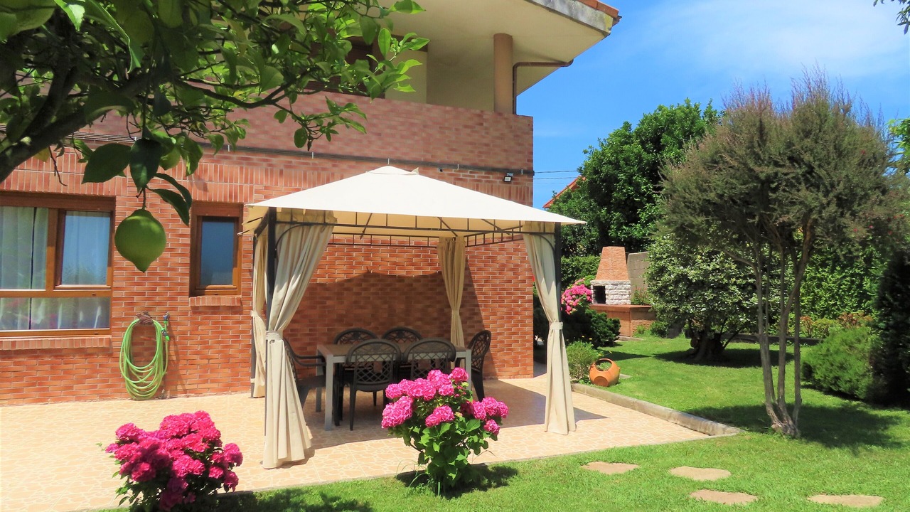Photo of Outdoor in Orena