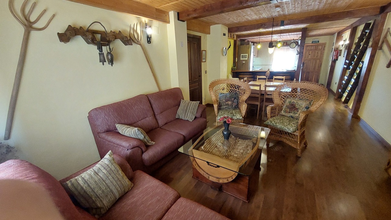 Photo of Livingroom in Cabezuela