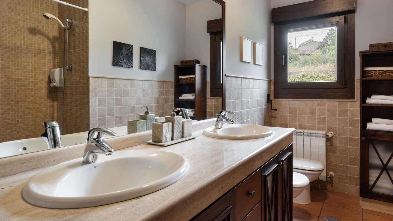 Photo of Bathroom in Ames