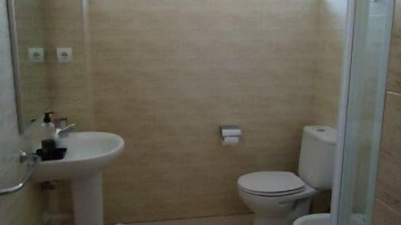 Photo of Bathroom in Retamar