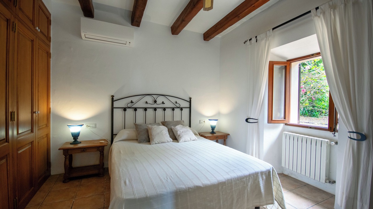 Photo of Bedroom in Santanyi
