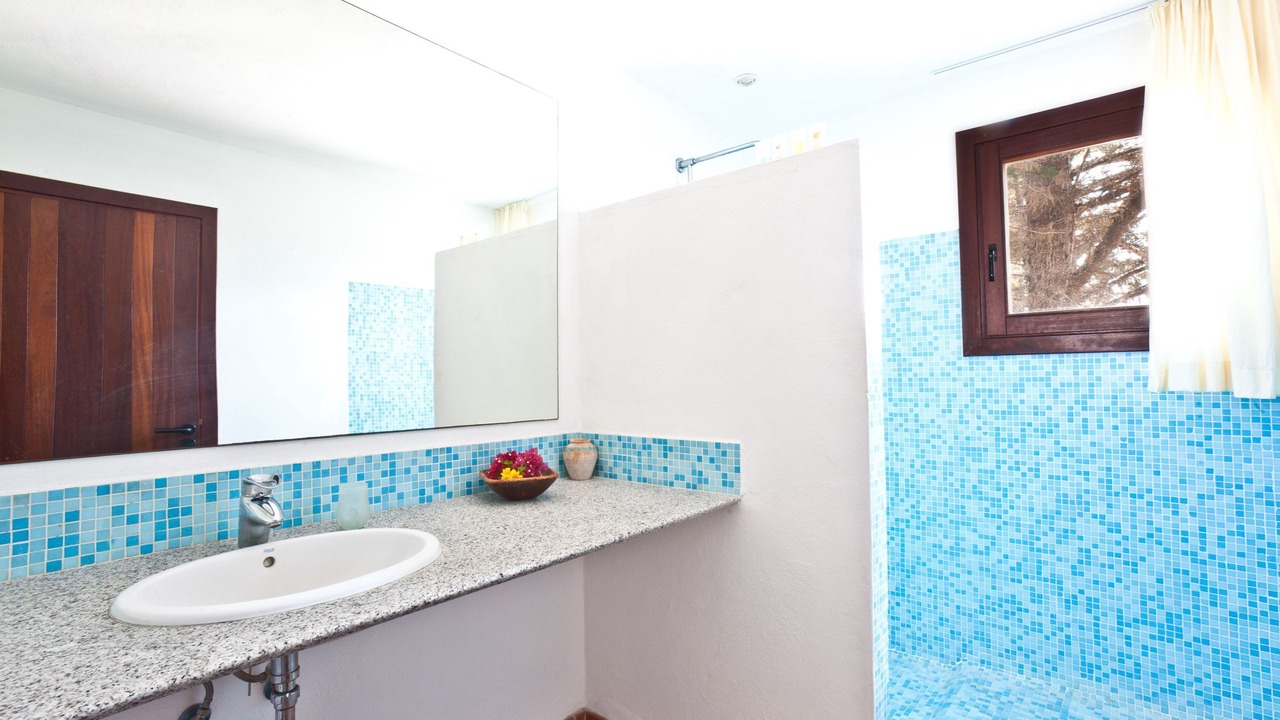 Photo of Bathroom in San Antonio Bay