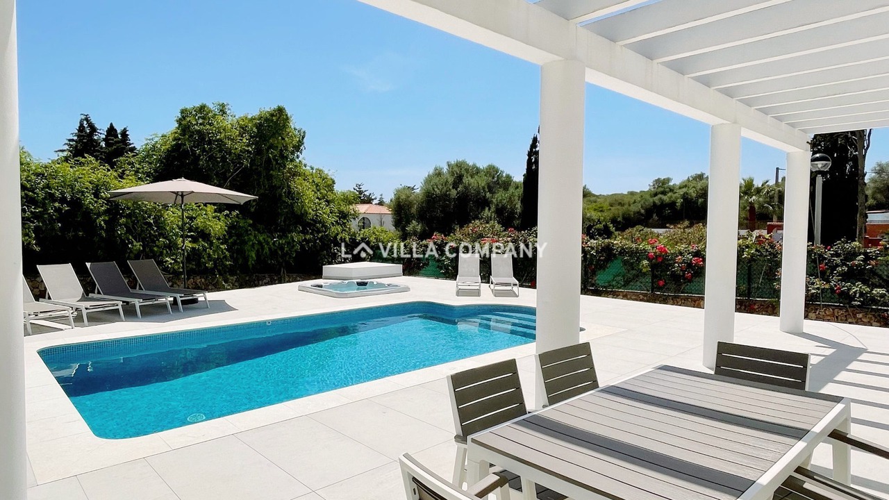 Photo of Outdoor in Cala en Porter