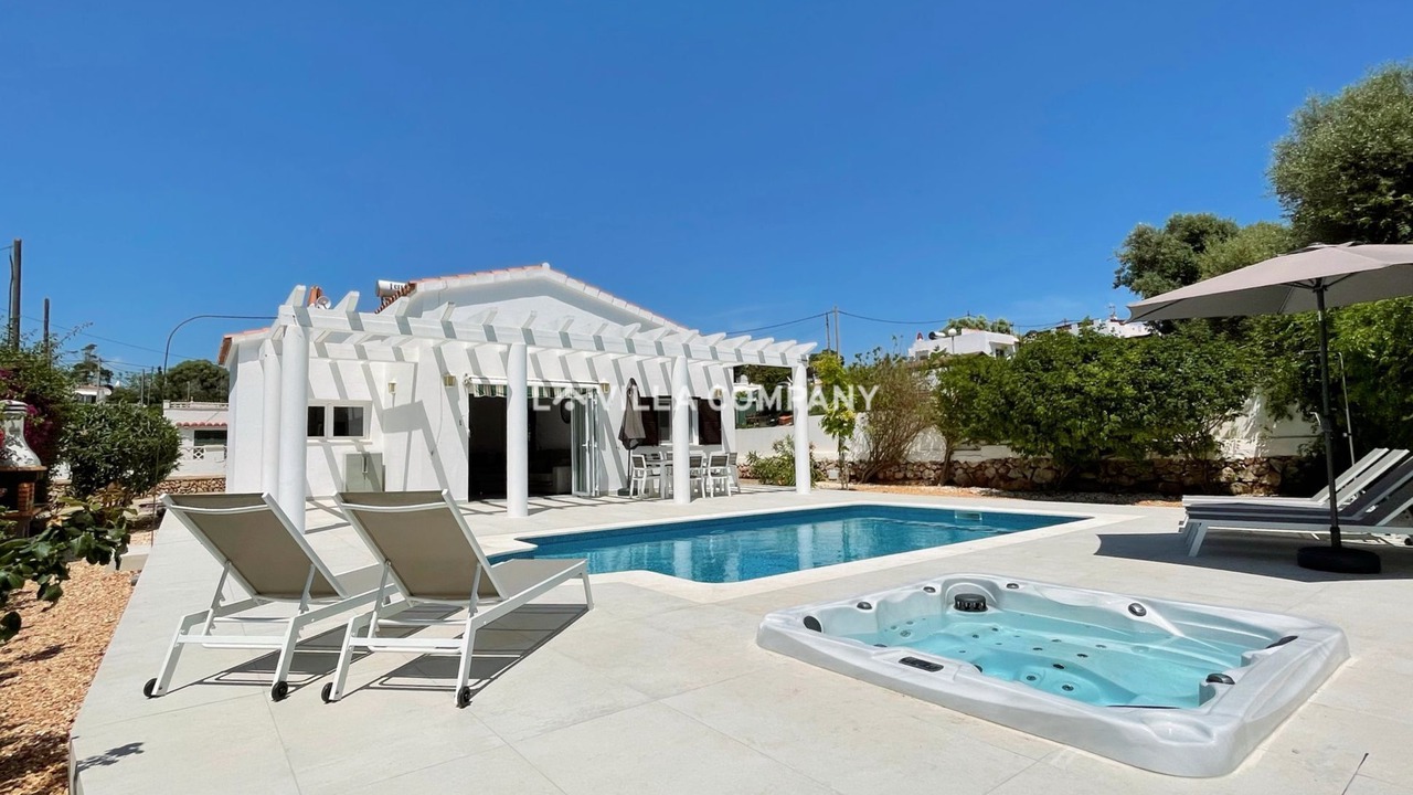 Photo of Outdoor in Cala en Porter