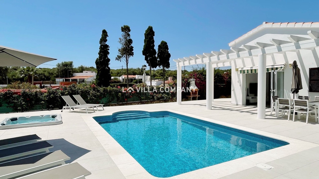 Photo of Outdoor in Cala en Porter