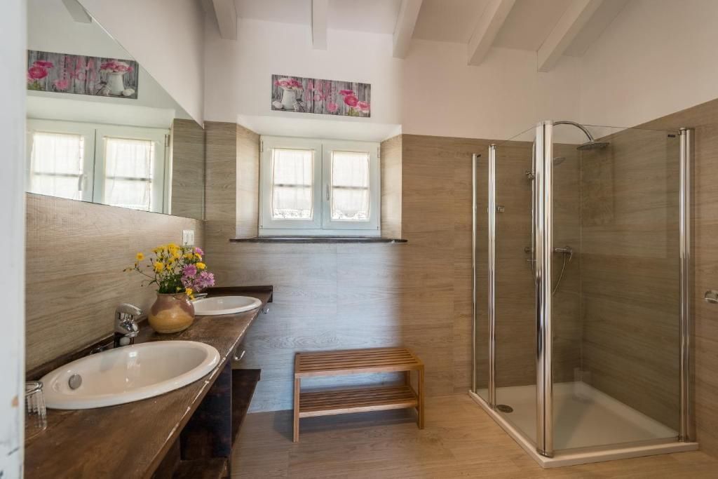 Photo of Bathroom in Abiada
