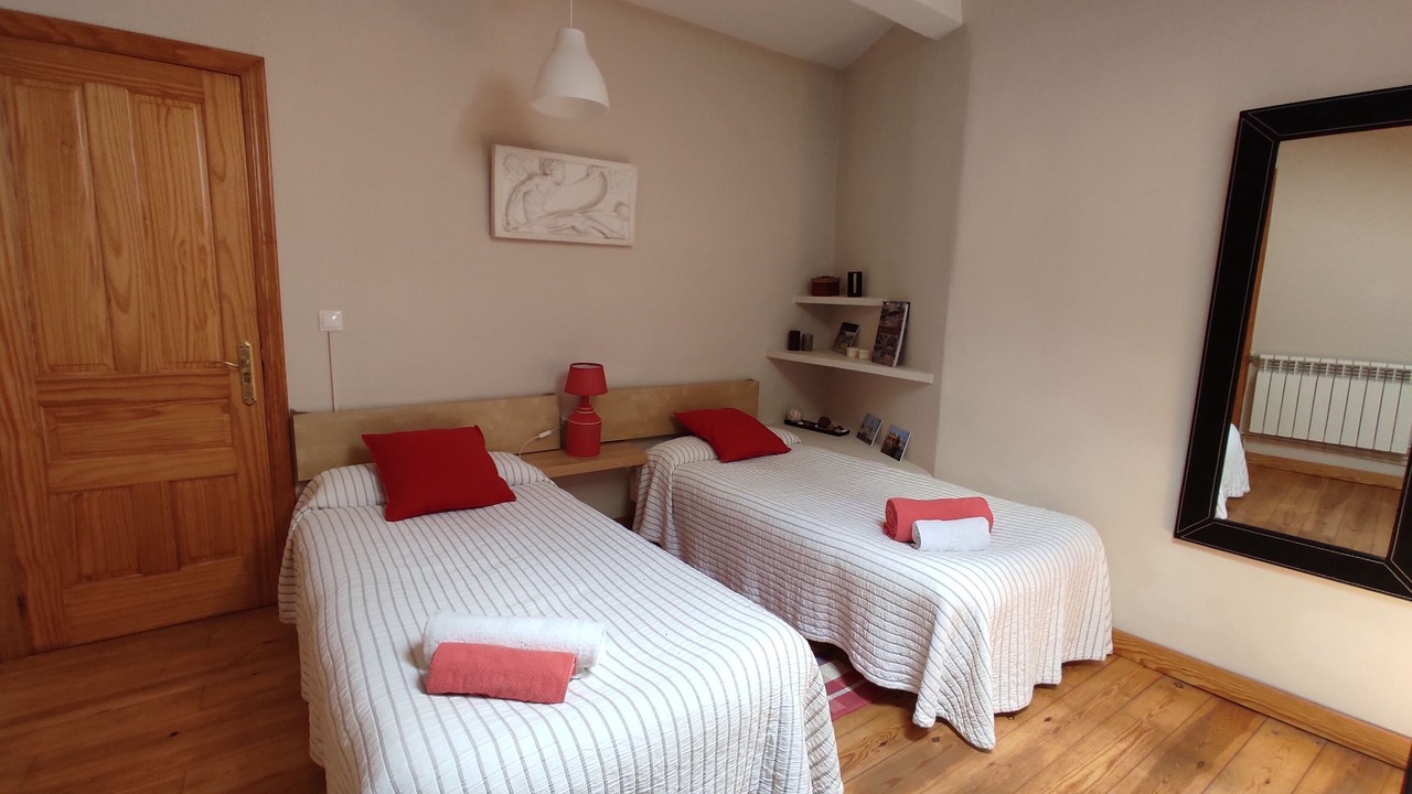 Photo of Bedroom in Valberzoso