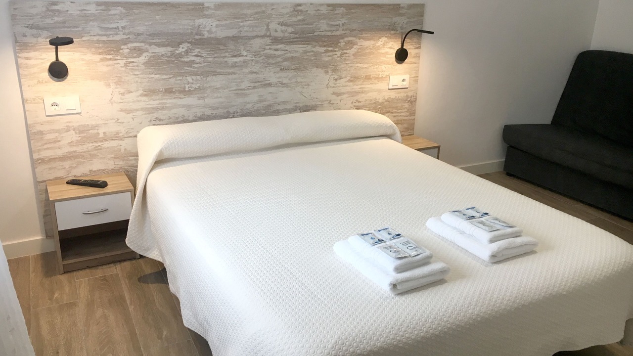 Photo of Bedroom in Siles