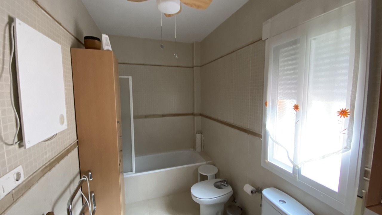 Photo of Bathroom in Urbanizacion Montesol