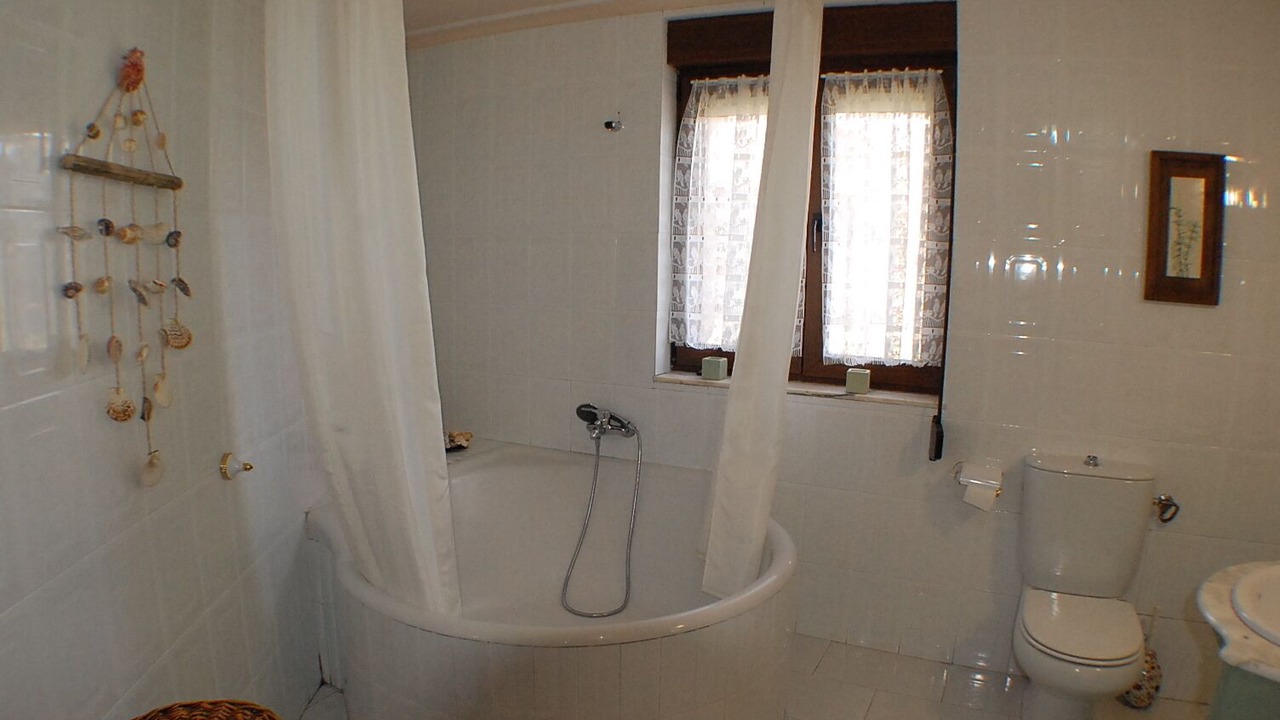 Photo of Bathroom in Valberzoso