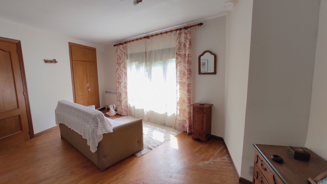 Photo of Bedroom in Valberzoso