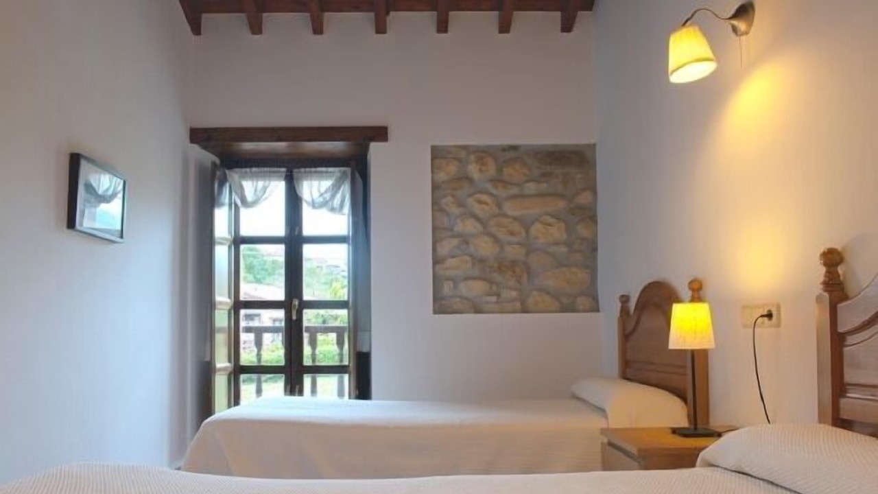Photo of Bedroom in Villar de Huergo