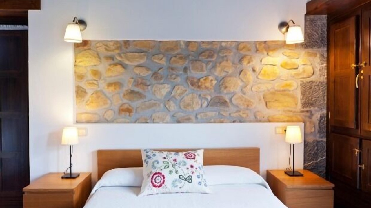 Photo of Bedroom in Villar de Huergo