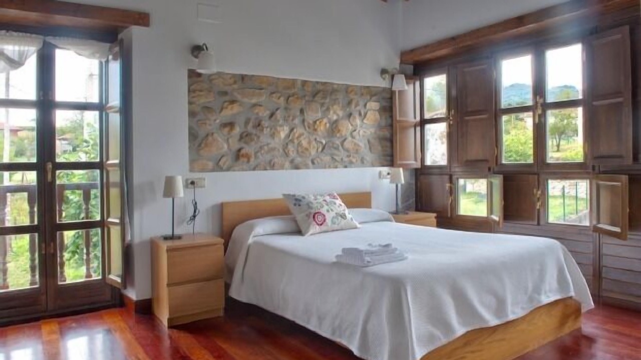 Photo of Bedroom in Villar de Huergo