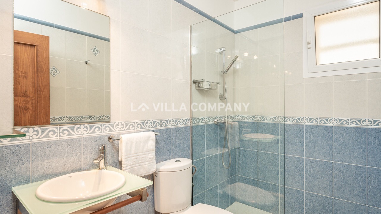 Photo of Bathroom in Mahon