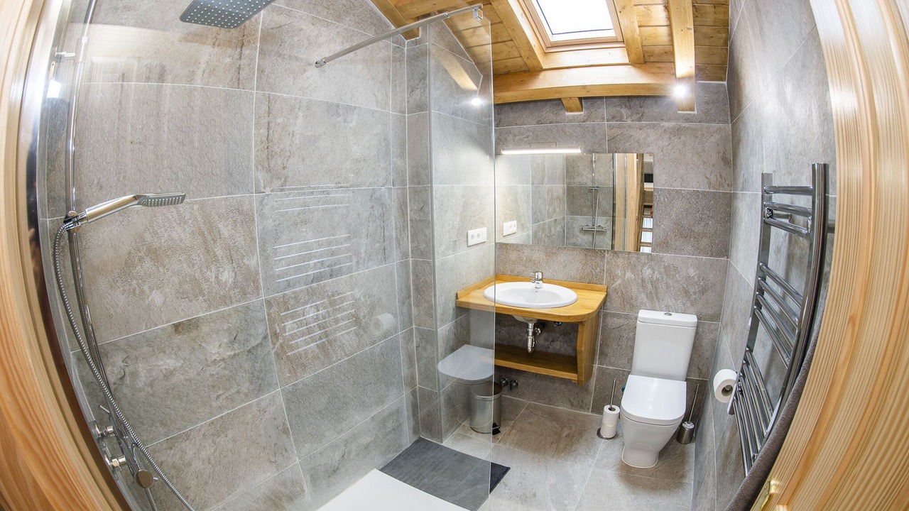 Photo of Bathroom in Cillorigo de Liebana
