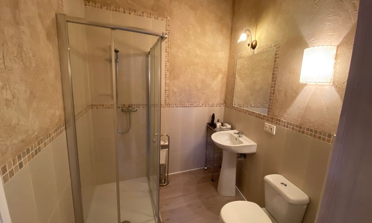 Photo of Bathroom in Lerma
