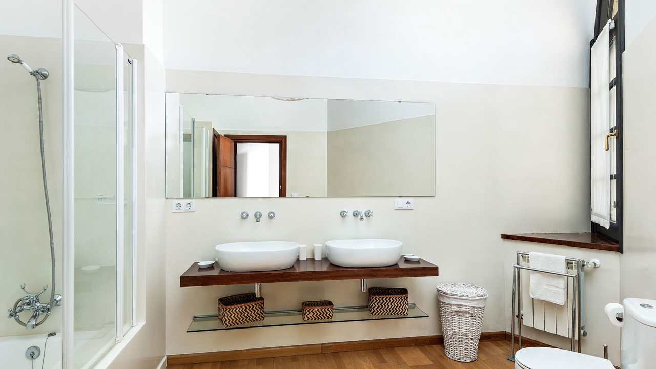 Photo of Bathroom in Mahon