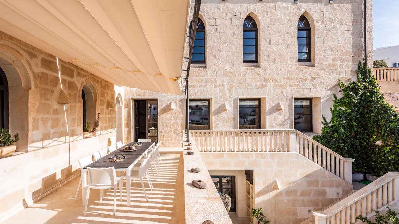 Photo of Outdoor in Mahon