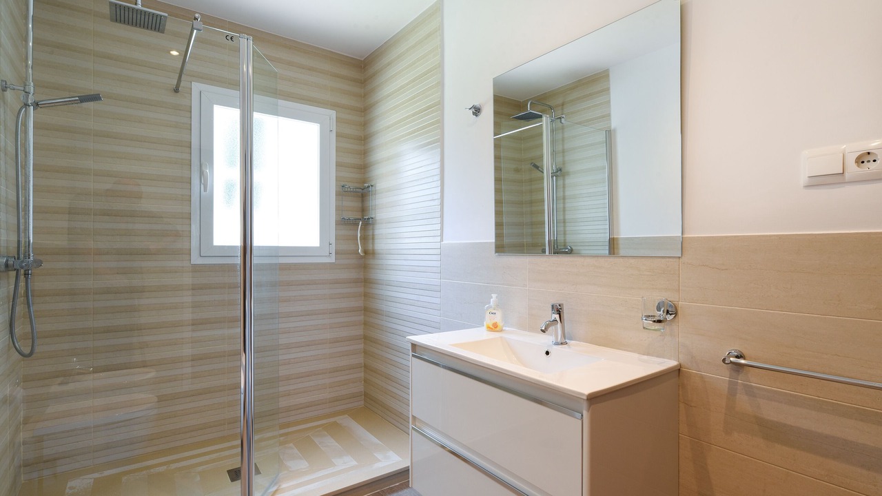 Photo of Bathroom in Carihuela