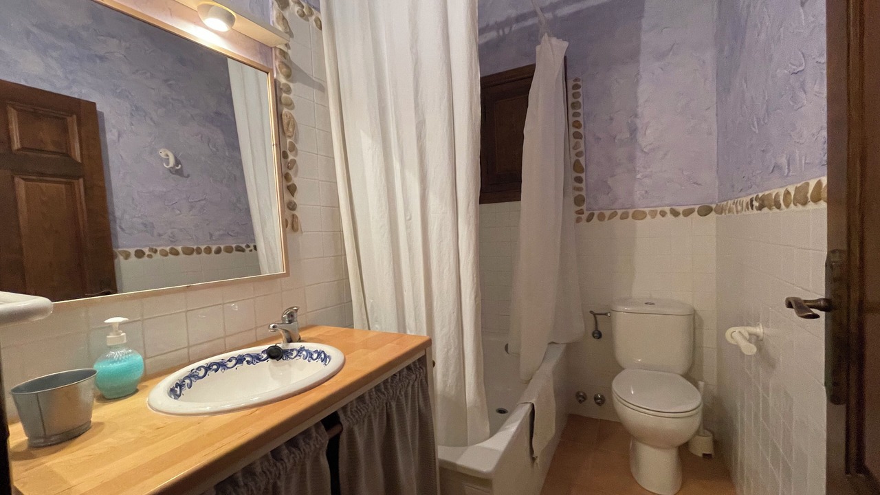 Photo of Bathroom in Blanca