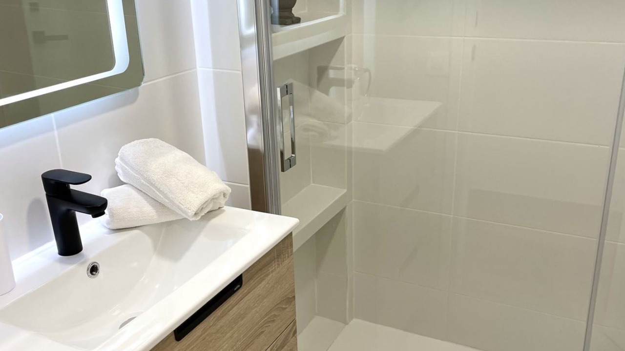 Photo of Bathroom in El Poble-sec