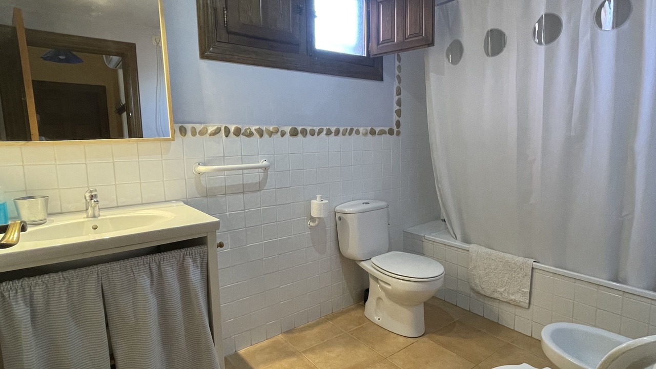 Photo of Bathroom in Huerta de Arriba