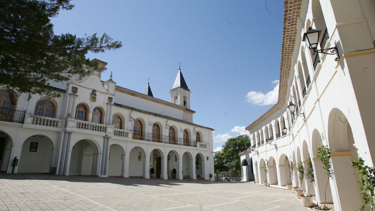 Photo of Others in Alcaraz