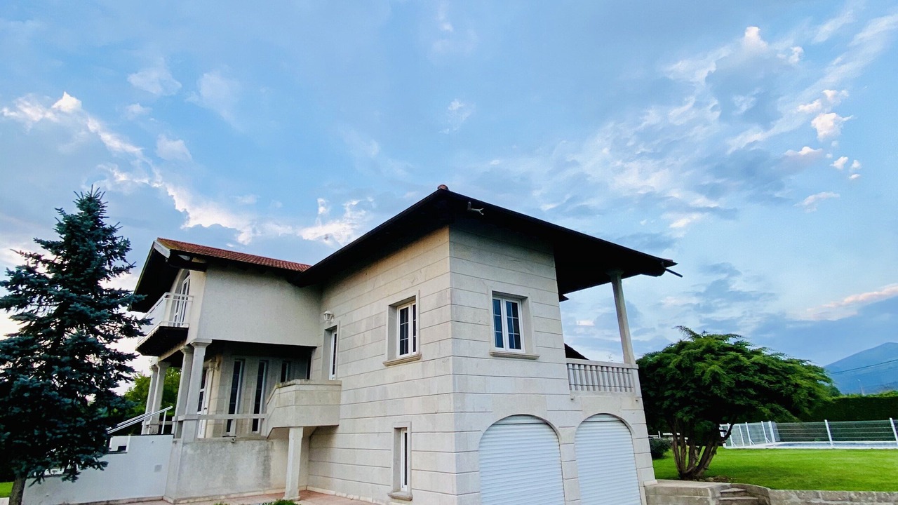 Photo of Outdoor in Vernejo