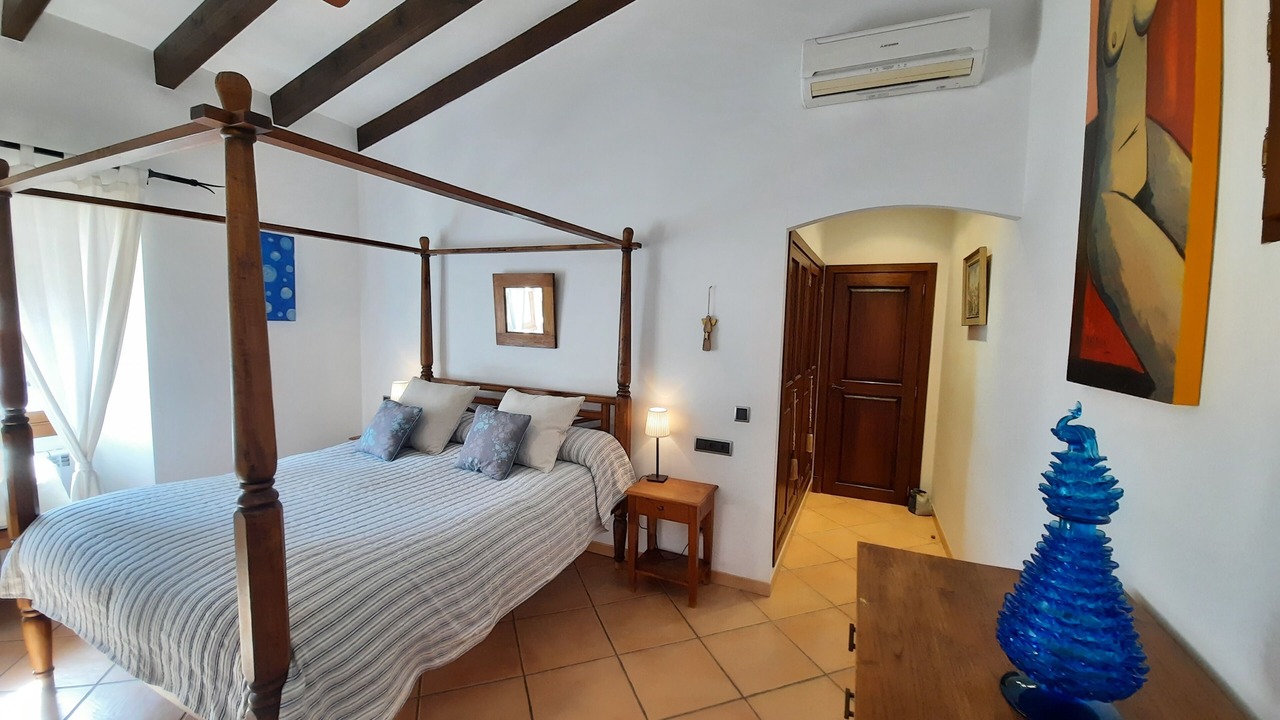 Photo of Bedroom in Biniaraix