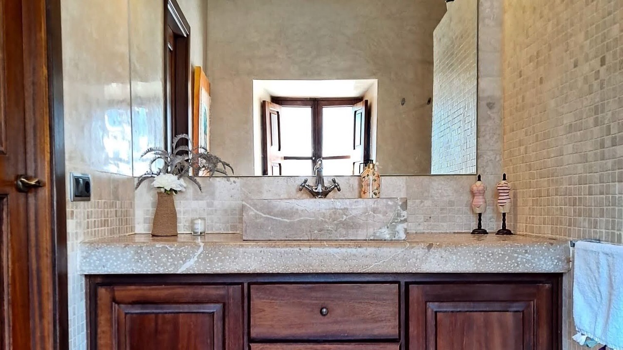 Photo of Bathroom in Biniaraix