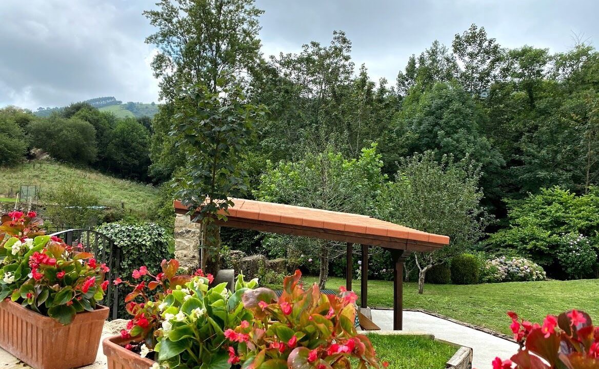Photo of Outdoor in Noriega