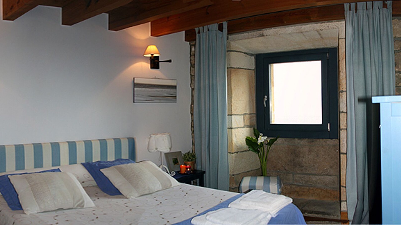 Photo of Bedroom in Lastres