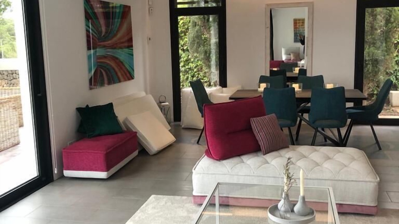 Photo of Livingroom in Santa Ana