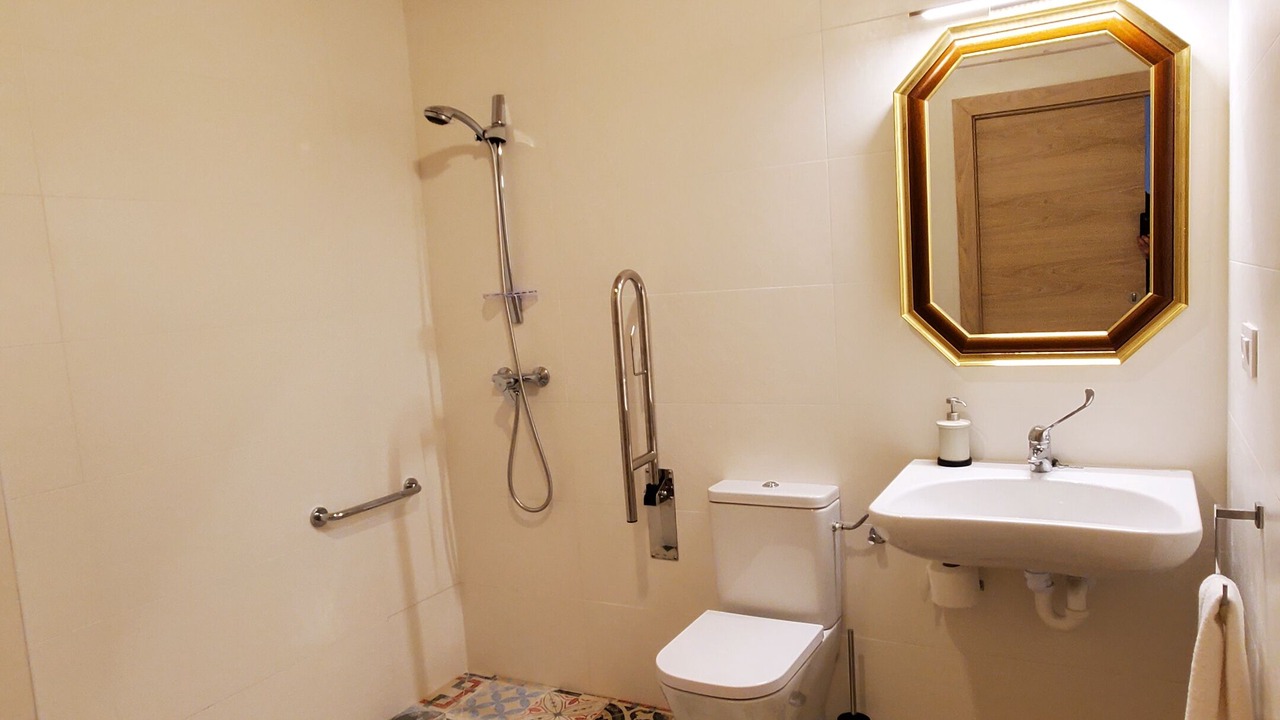 Photo of Bathroom in Suano