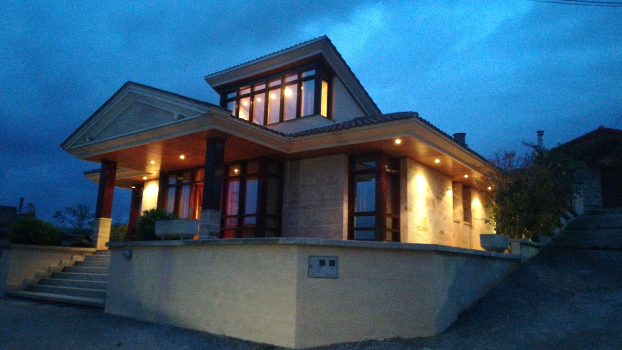Photo of Outdoor in Gimileo