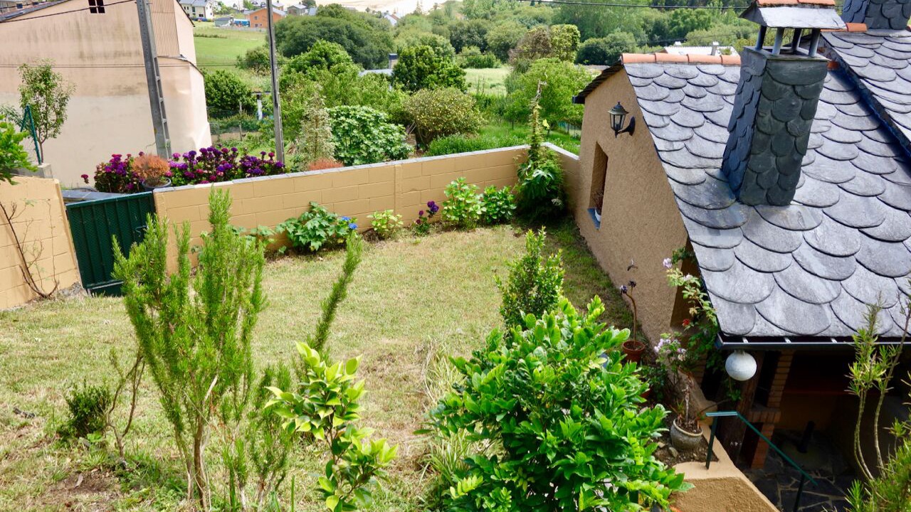 Photo of Outdoor in Suegos