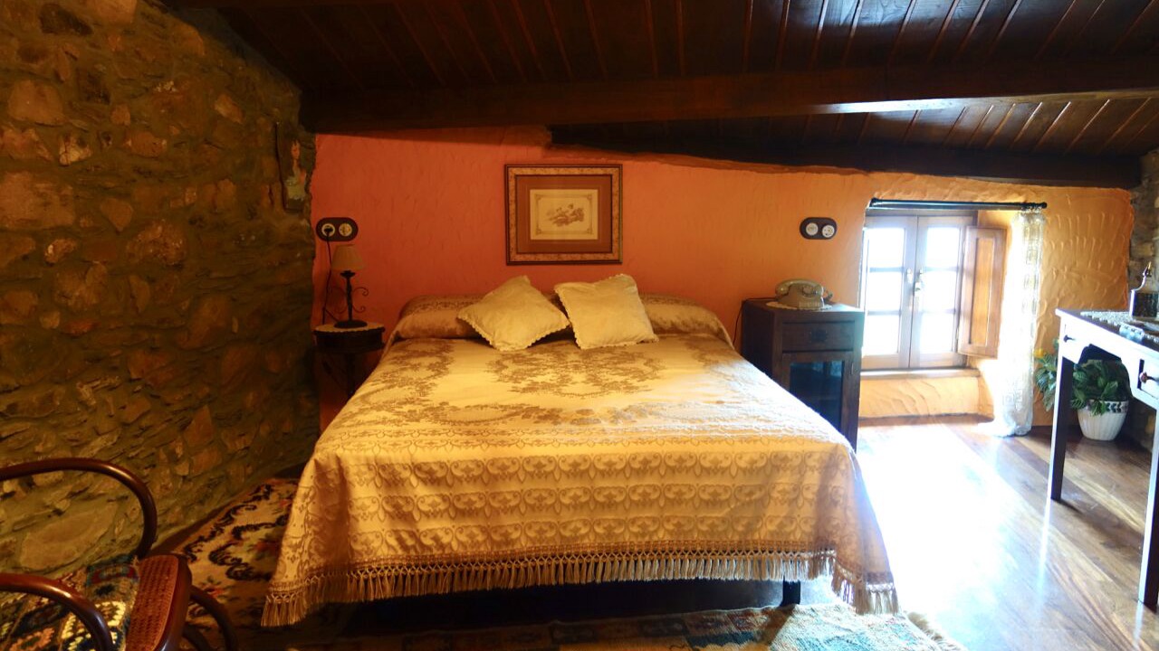 Photo of Bedroom in Suegos