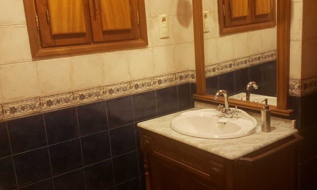 Photo of Bathroom in Arguebanes